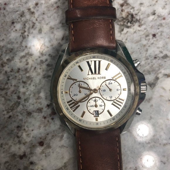Michael Kors watch - Picture 1 of 2